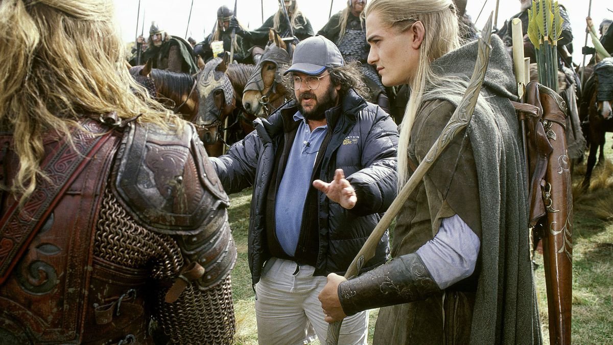 Peter Jackson Diziyi Yazacak mı?