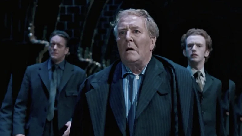 Hayatını Kaybeden Harry Potter Oyuncuları 2025 – 16 Robert Hardy (Cornelius Fudge)