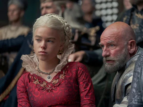 Young Rhaenyra Milly Alcock Harrold Westerling Graham McTavish Tourney 1x01 1 1300x970 1 – House of the Dragon Lord Kumandanı Harrold Westerling Hakkında Bilmeniz Gerekenler – 2025