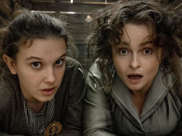 enola holmes 2 millie bobby brown helena bonham carter 1660837090 – Enola Holmes 2 Hangi Zamanda ve Nerede Geçiyor? – 2025