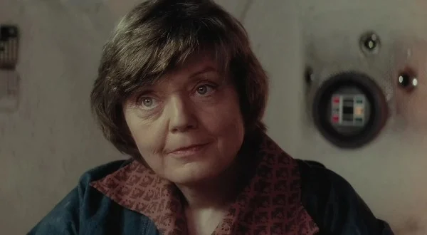 Ölen 21 Star Wars Oyuncusunun Tamamı 2025 – 18 Shelagh Fraser (Beru Teyze)
