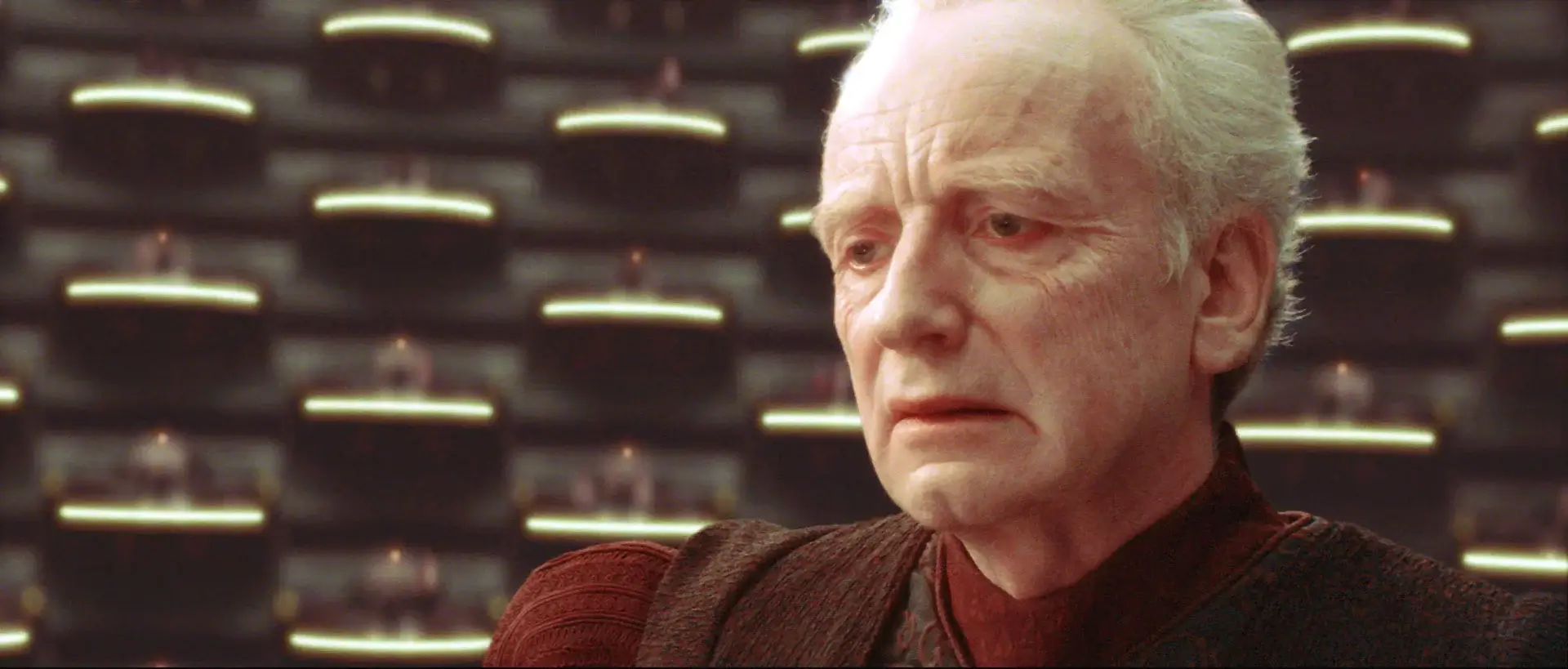 Palpatine, Mace Windu ile Dövüşmeden Önce Zaten Deforme Oldu mu?