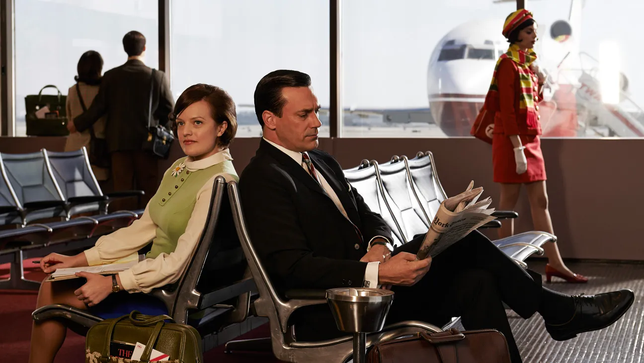 “İnsanlar size kim olduklarını anlatırlar ama biz inanmayız. Çünkü biz onların, olmasını istediğimiz kişiler olmalarını isteriz.” — Mad Men