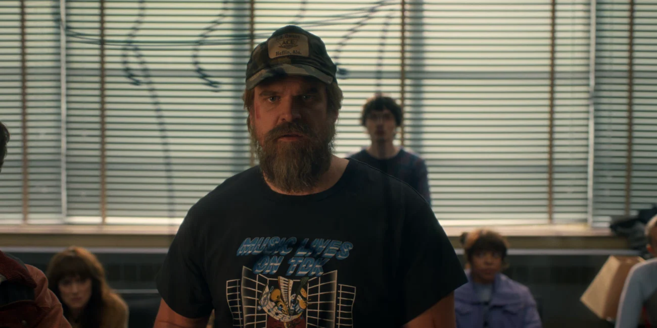 Stranger Things Finalinde Kim Öldü Kim Hayatta Kaldı Final Bölümündeki Tüm Karakterlerin Akıbeti 2026 – 9 Jim Hopper