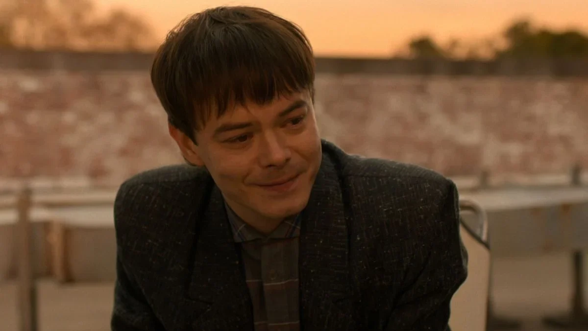 Stranger Things Finalinde Kim Öldü Kim Hayatta Kaldı Final Bölümündeki Tüm Karakterlerin Akıbeti 2026 – 15 Jonathan Byers