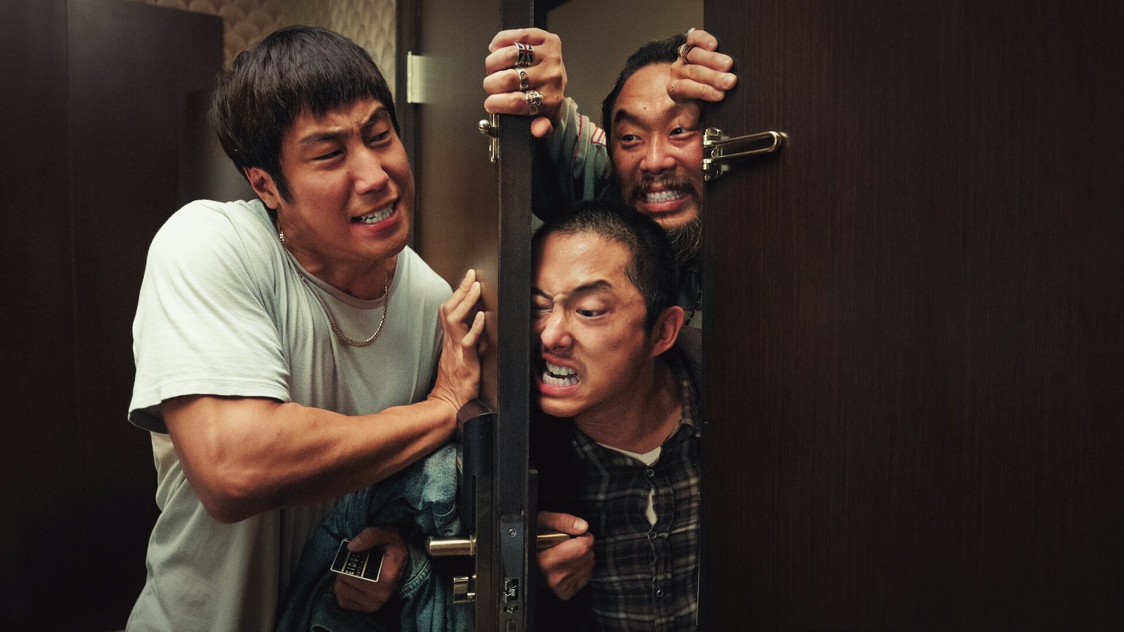Netflix'te Beef 2. Sezon: Oscar Isaac ve Carey Mulligan, Lee Sung Jin'in Beğenilen Antolojisinde Yeni Bir Kavgayı Ateşliyor