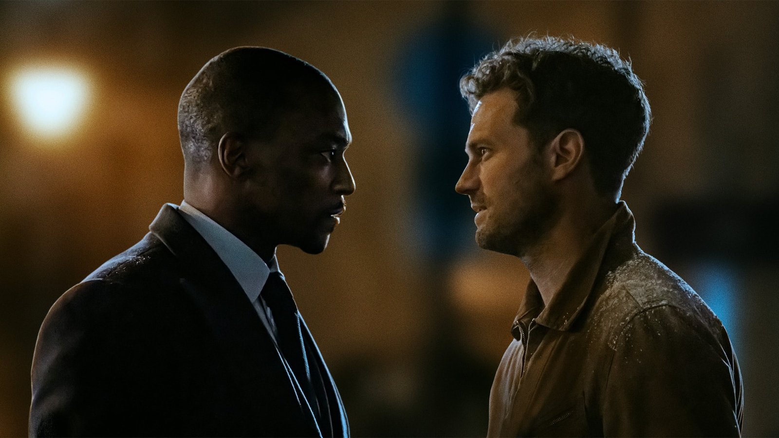 12 12 12 13 kasim apple tv featured &ndash; 12 12 12 13 Kasım’da Apple TV’de: Anthony Mackie ve Jamie Dornan, Zürih’teki banka soygununda kedi fare oyununa giriyor &ndash; 2026