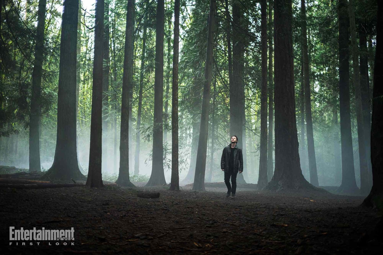 Yaga 23 Ekim’de AMC+’ta: Carrie-Anne Moss’lu gizem gerilimi 2026 – 13 Yaga AMC Plus first look karesinden Noah Reid ormanda