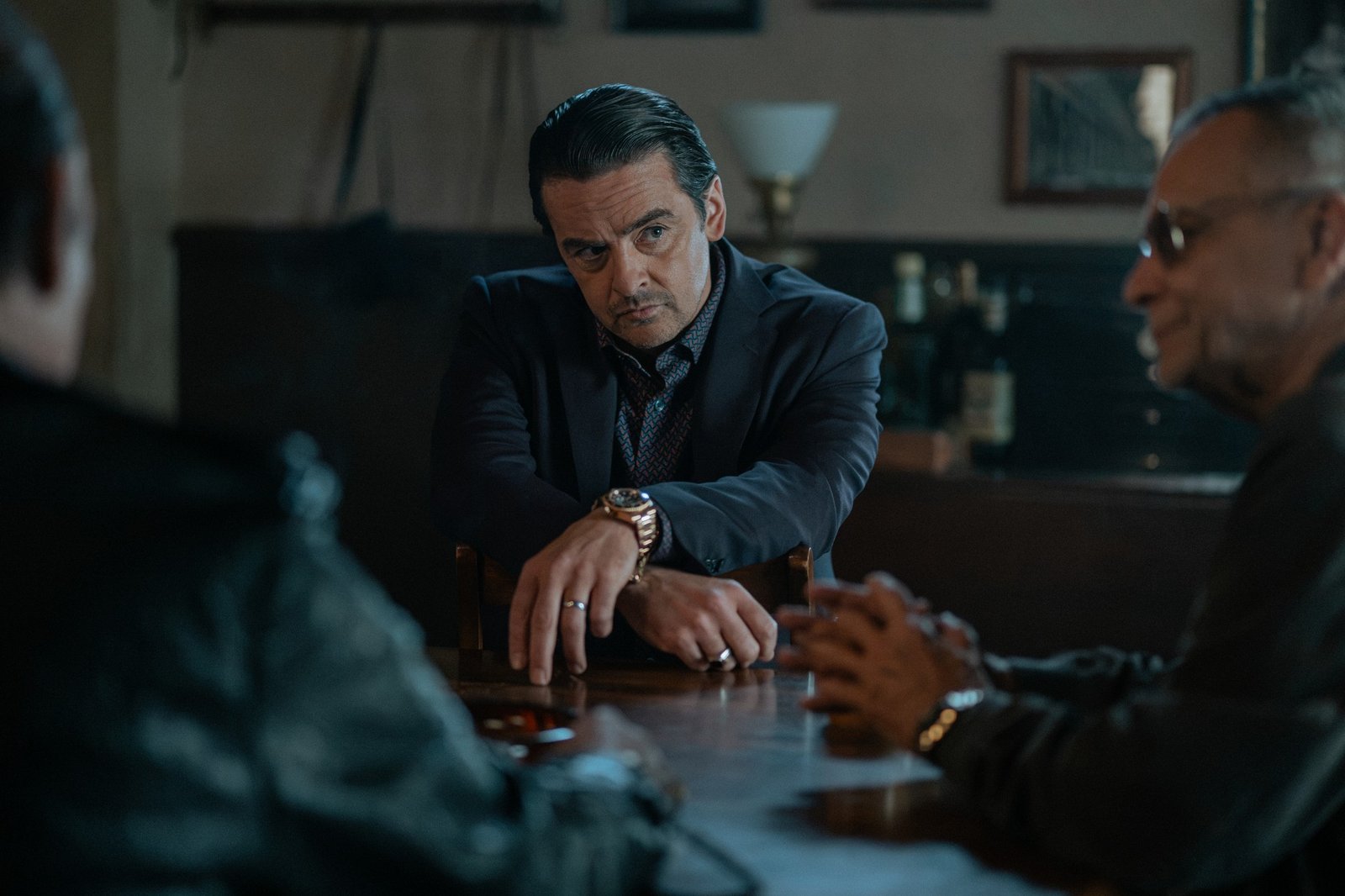 Tulsa King 4. sezon Paramount Plus resmi basın karesinden dizi tanıtım görünümü