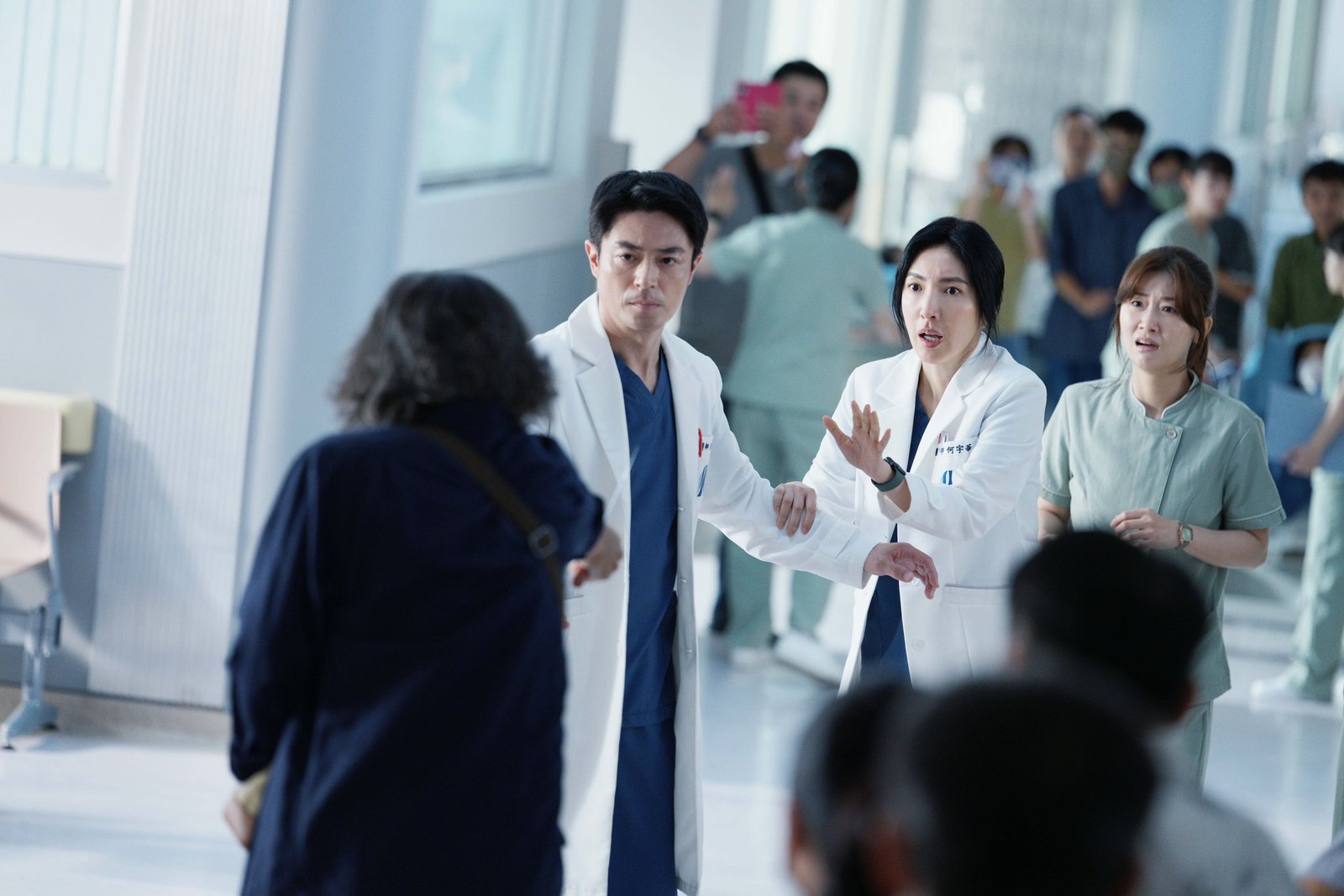 miracles of the er 12 kasim netflix featured &ndash; Miracles of the ER 12 Kasım’da Netflix’te: Wallace Huo ve Cheryl Yang’lı acil servis dizisinden fragman geldi &ndash; 2026